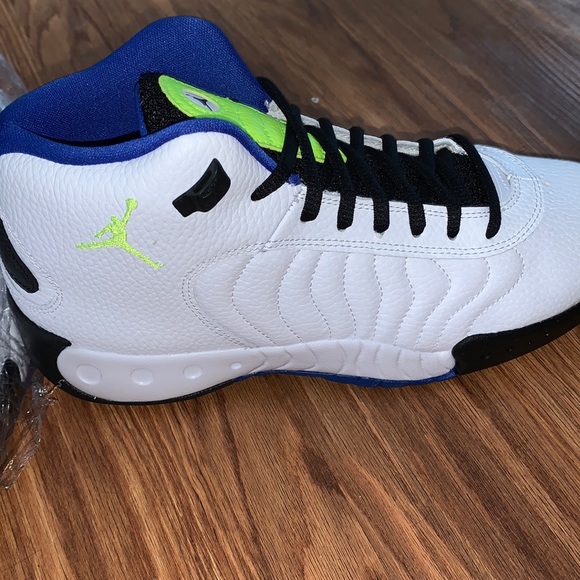 Jordan retros - Picture 3 of 4